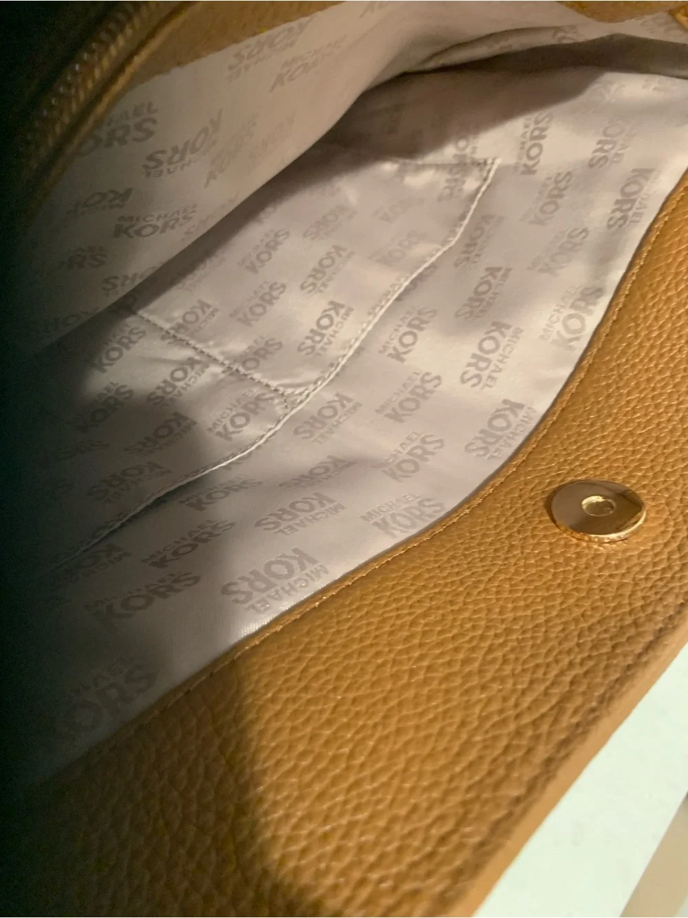 Michael Kors Tan Pebbled Leather Tote Gold Hardware Shoulder Strap No Flaw Clean